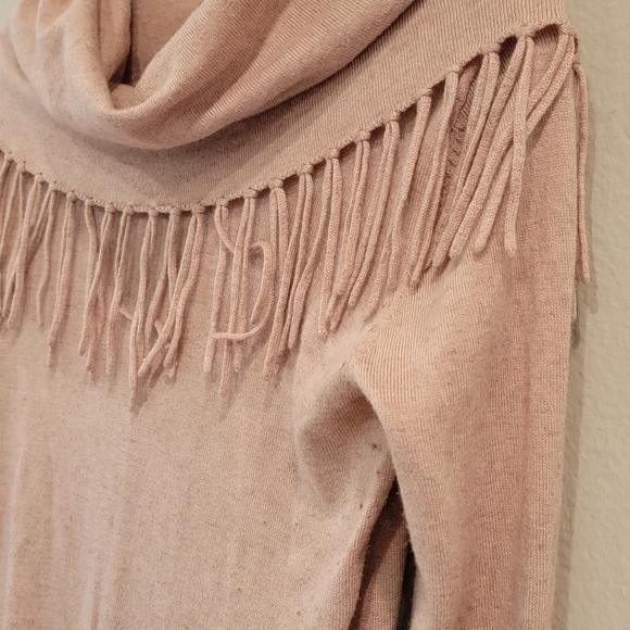 Chelsea & Theodore Wool Blend Beige Sweater Fringe Cowl Neck Size Small - Picture 10 of 15